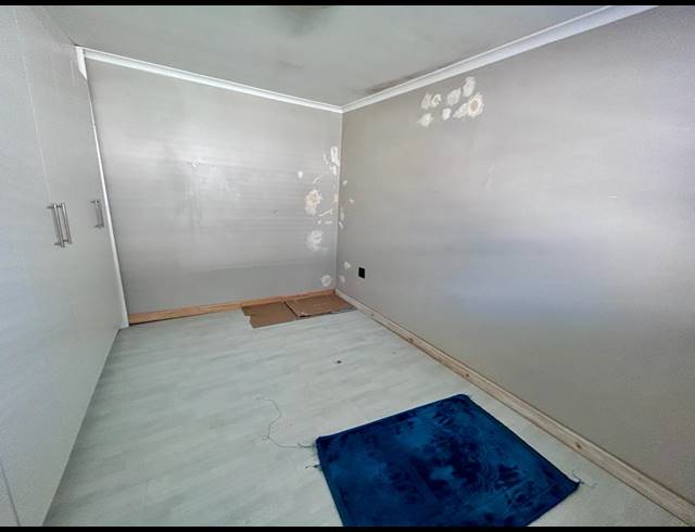 4 BEDROOM HOUSE FOR SALE IN CHURCHILL ESTATE